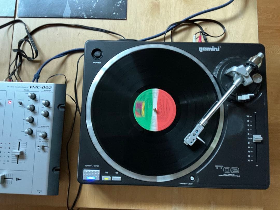 Gemini TT-02 ターンテーブル ブラック