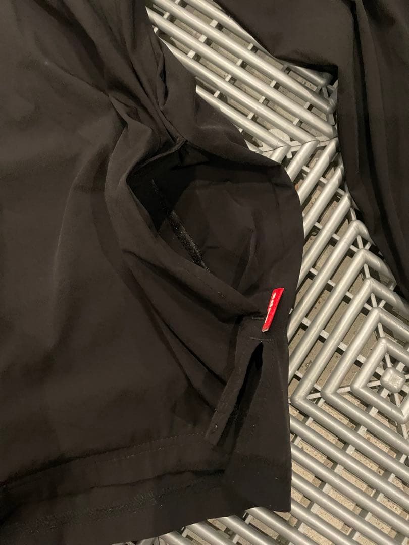 美品！デプス ナイロン ドライ ストレッチプルオーバー UV 紫外線