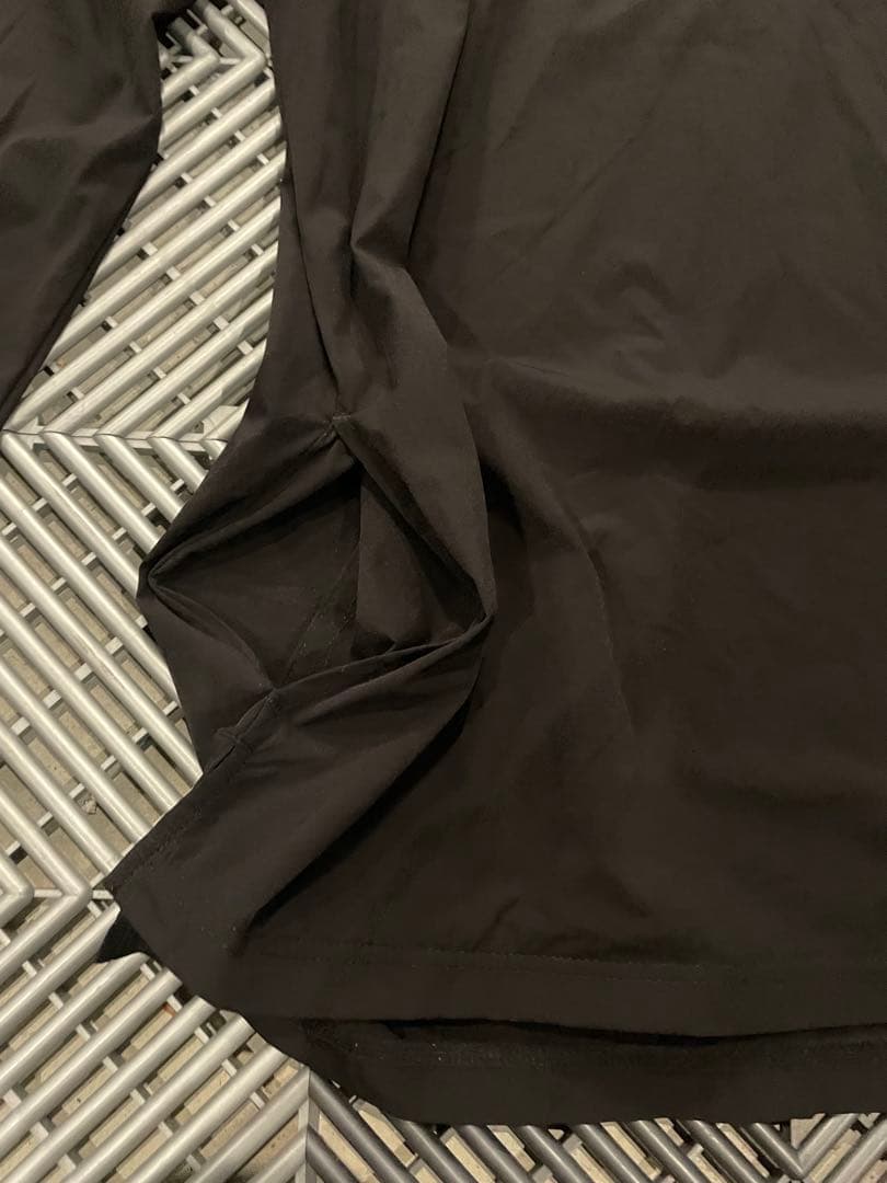 美品！デプス ナイロン ドライ ストレッチプルオーバー UV 紫外線