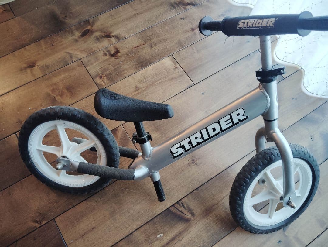 送料込✦ストライダープロ STRIDER PRO (シルバー)
