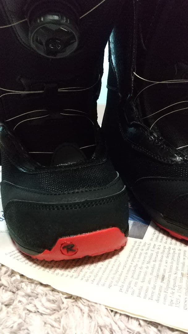 【1回使用】スノーボードブーツ 25センチ ROSSIGNOL 男女可 ブラック