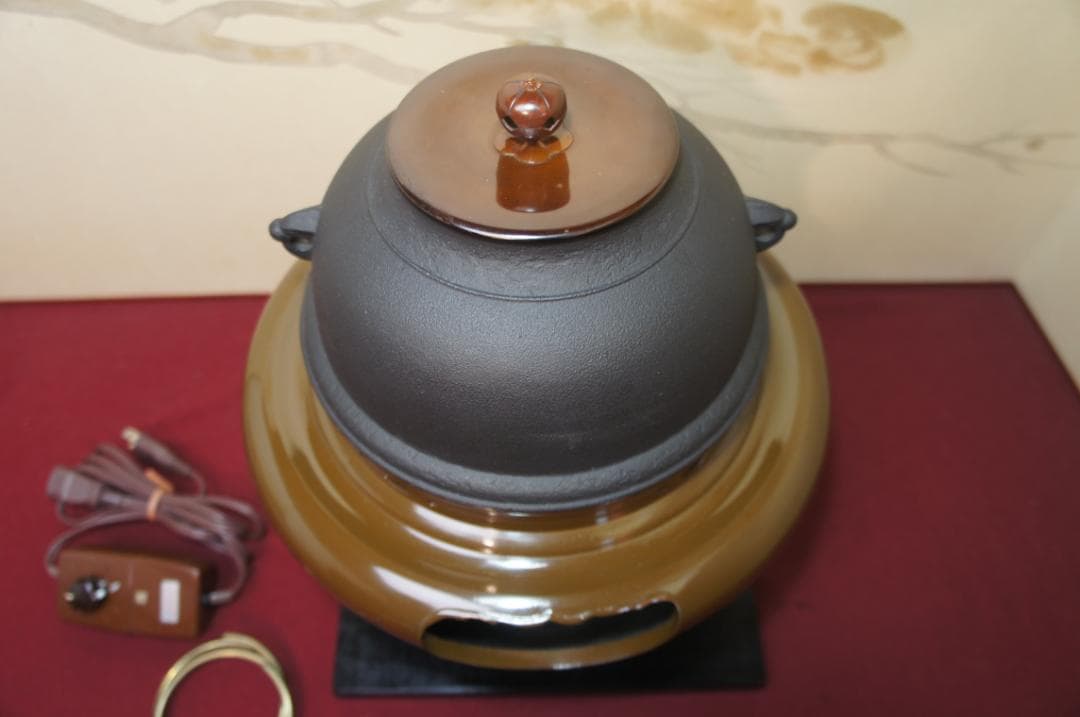 ☆さびない野々田合金製朝鮮風炉釜 唐銅蓋 410W電熱器(可変) 敷板送料込み