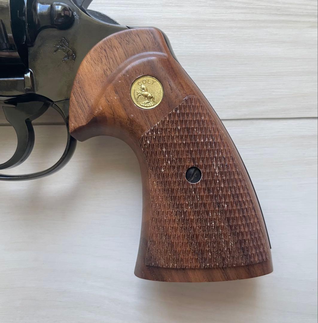 タナカコルトパイソン4インチスチールフィニッシュモデルガン