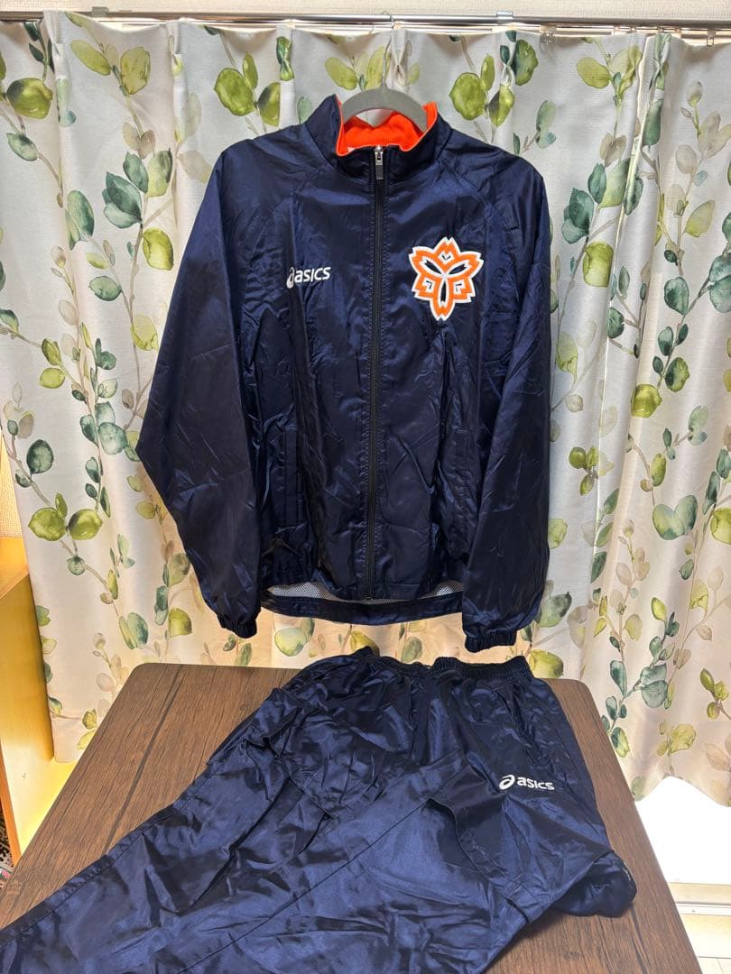 【非売品】日体大陸上部ウインドブレーカー　asics ジャケットパンツセット　L