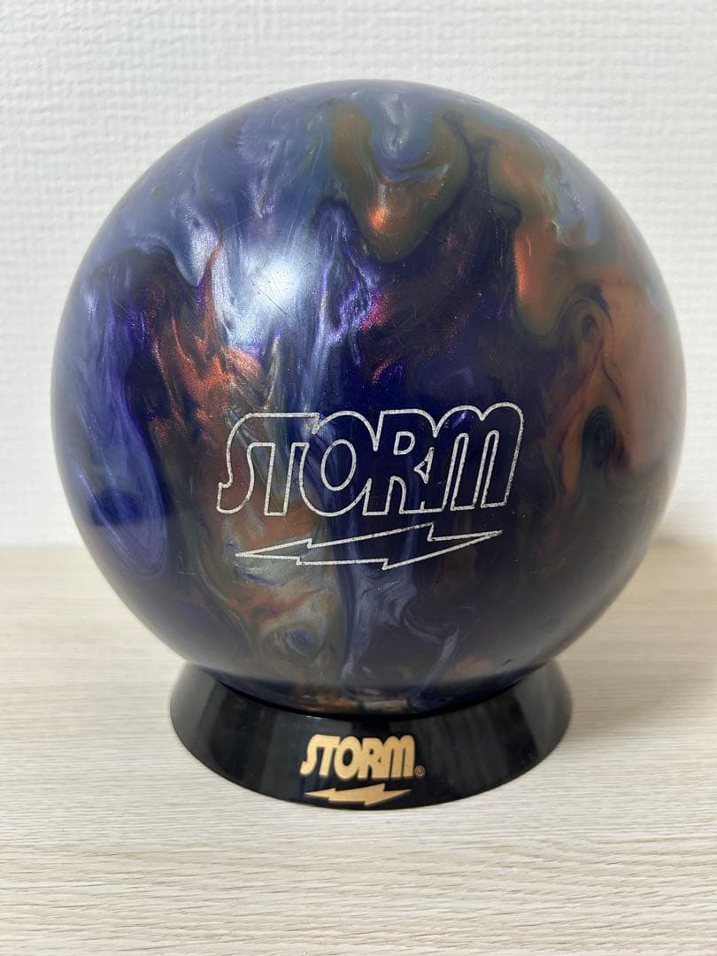 ボウリング　イクイノックス(15ポンド)