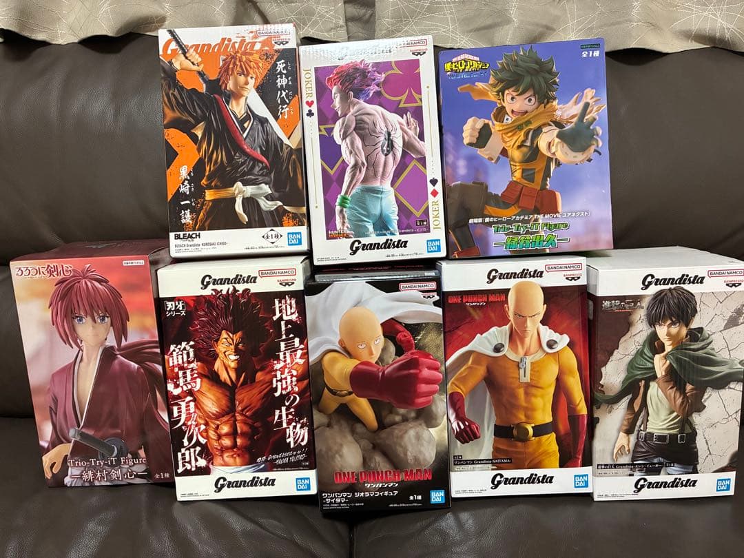 男性アニメキャラクター　フィギュア　8個まとめ売り
