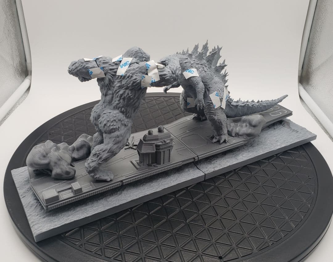 Godzilla ゴジラxコングジオラマ　ガレージキット　（未組み立て未塗装）