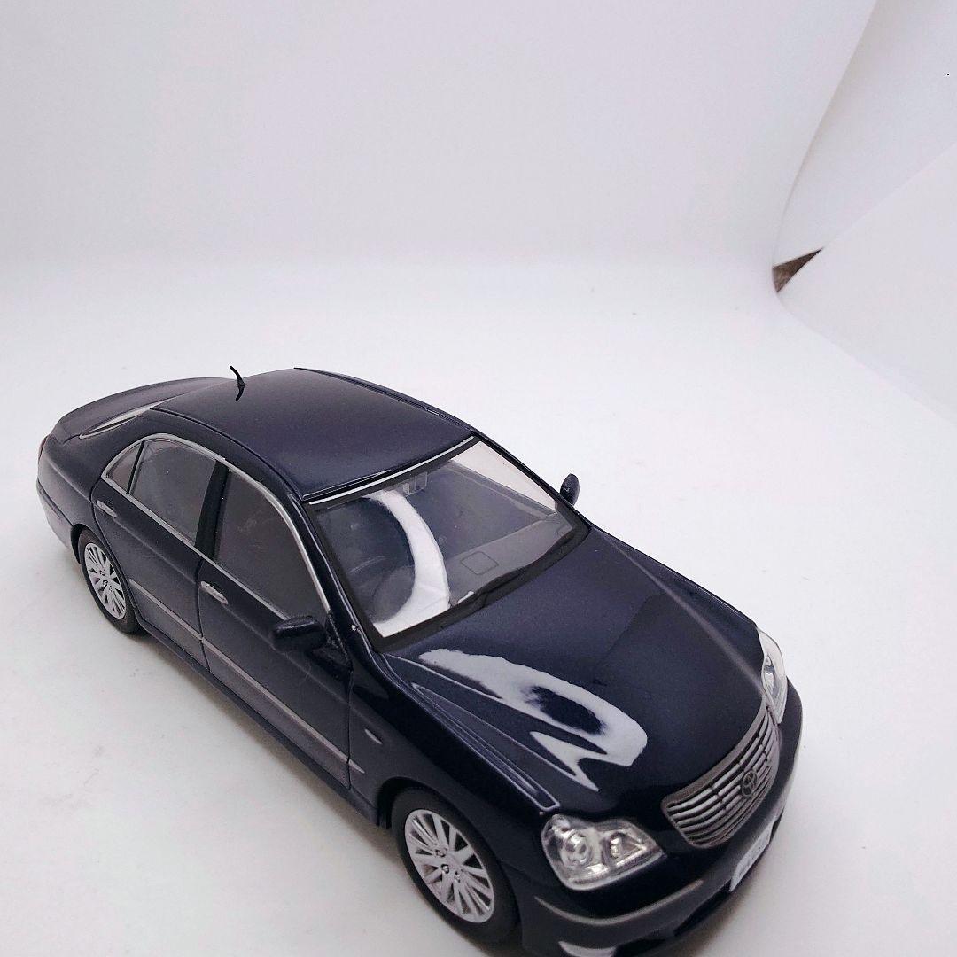 1/30 トヨタ クラウンマジェスタ 200系 カラーサンプル 非売品 ミニカー