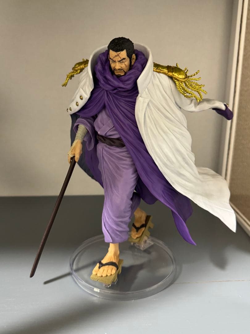 ワンピース一番くじ 絶対的正義 フィギュア4体セット➕Ｅ賞付き