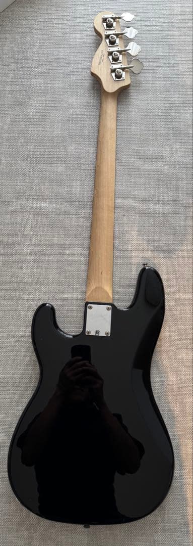 ベース Squirt by fender Black BASS