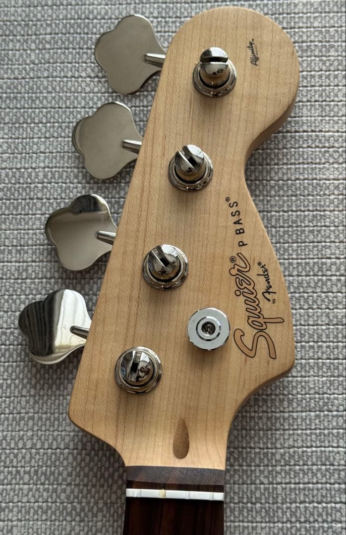 ベース Squirt by fender Black BASS