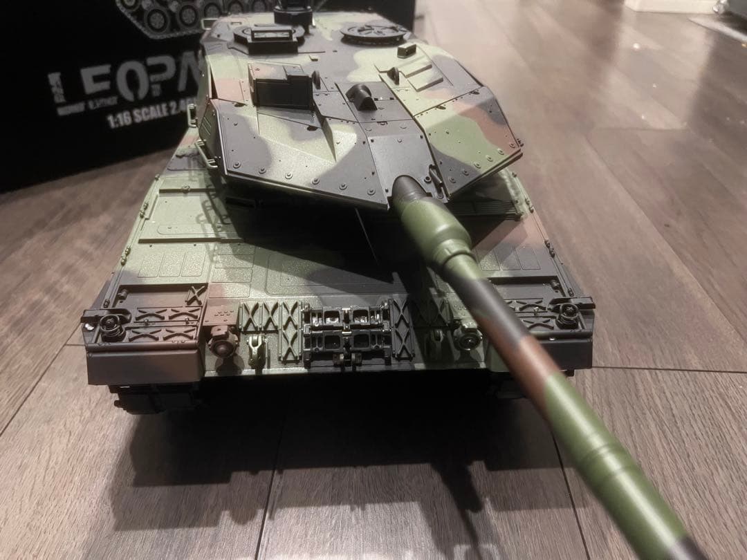 1/16 戦車ラジコン ドイツ主力戦車 レオパルト2 A6☆ヘンロン