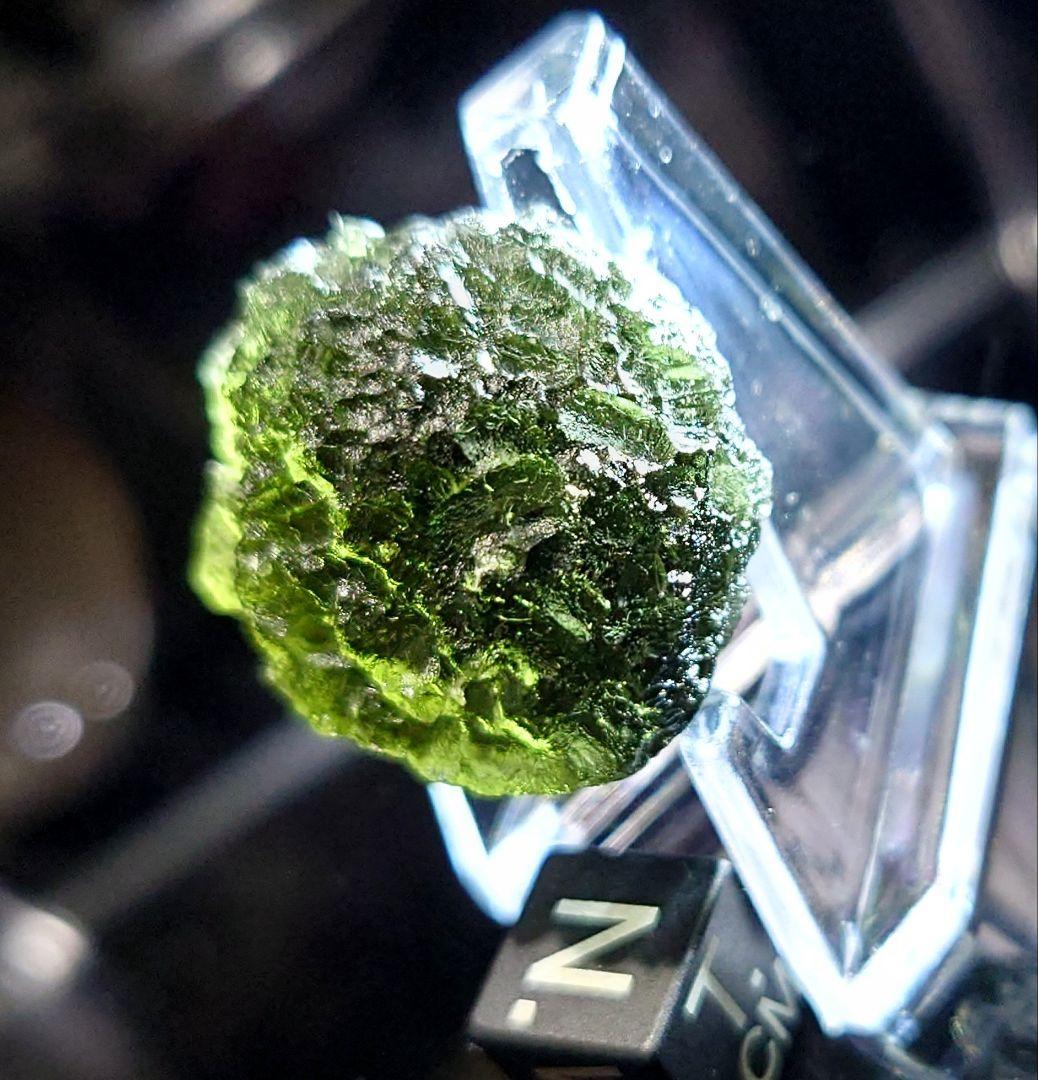 モルダバイト 12.7g 原石 Moldavite ⭐
