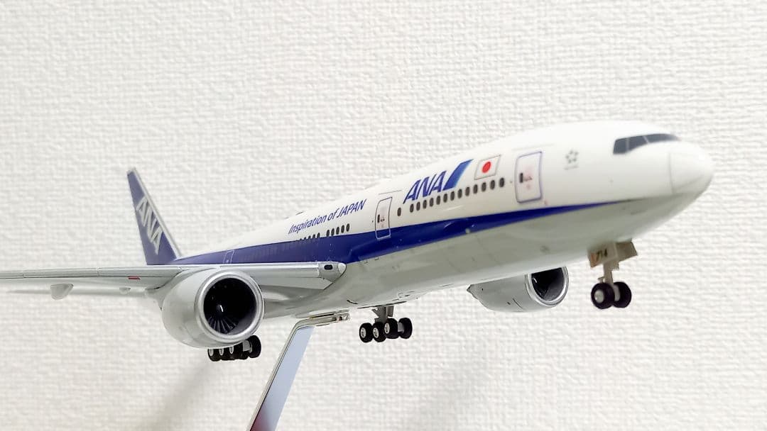 全日空商事 1/200 NH20077 ANA B777-200 JA714A