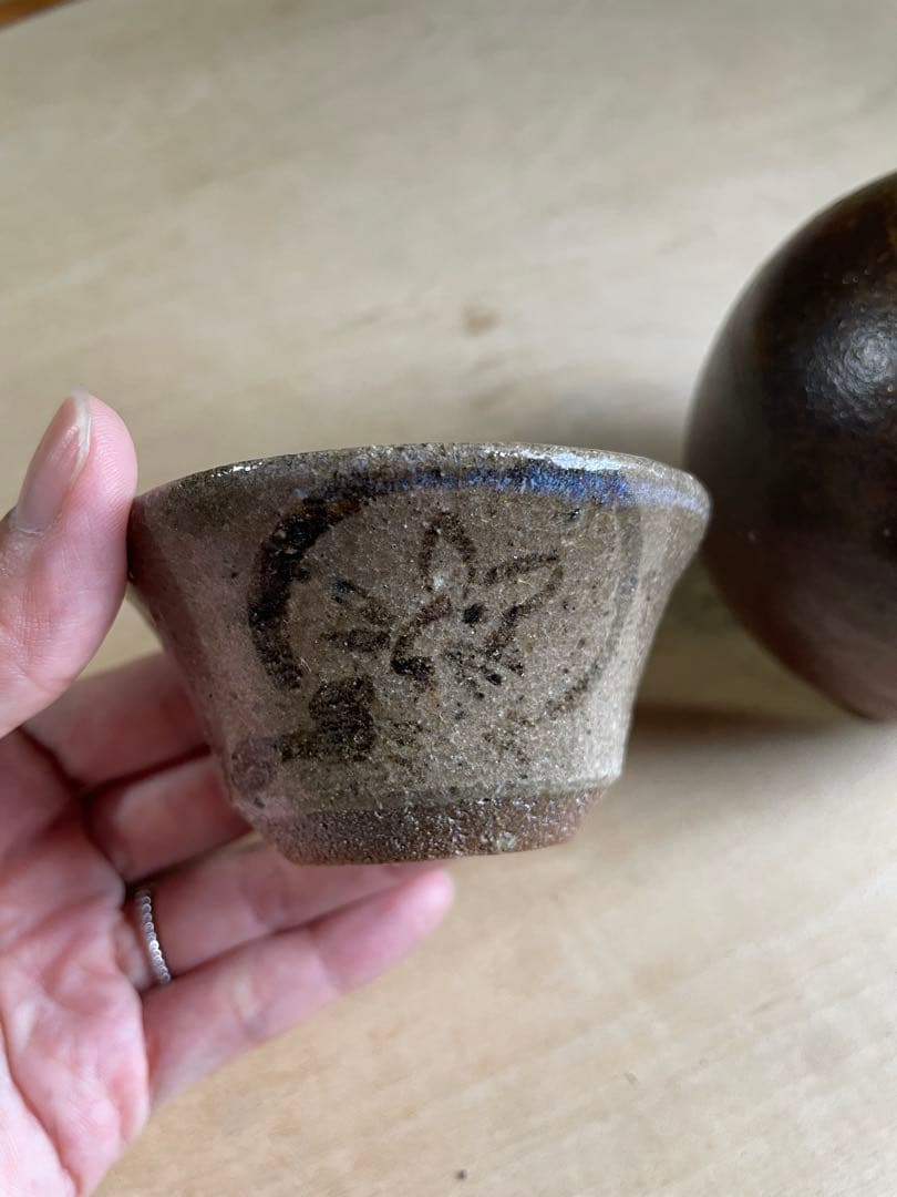 備前　徳利　金重陶弘作　共箱付　ぐい呑