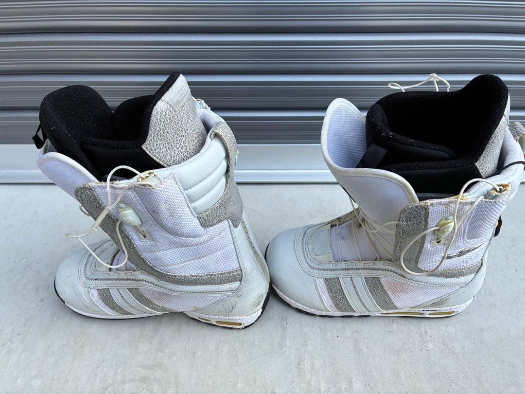 バッグ付き　バートン　スノーボードブーツ ホワイト BURTON