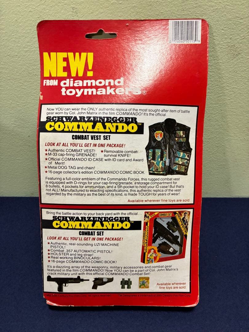 コマンドー シュワルツェネッガー アクションフィギュア コミック付き 1985年