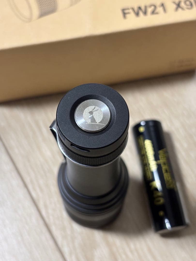 LUMINTOP FW21 X9L sbt90.2 バッテリー付き