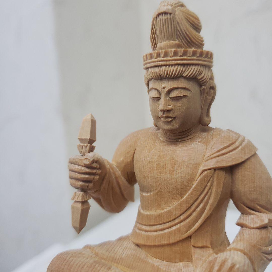Ｂフライデー蔵出し特価ノミ跡手彫りヒバ材 帝釈天像2.2寸 総高さ約22.5cm