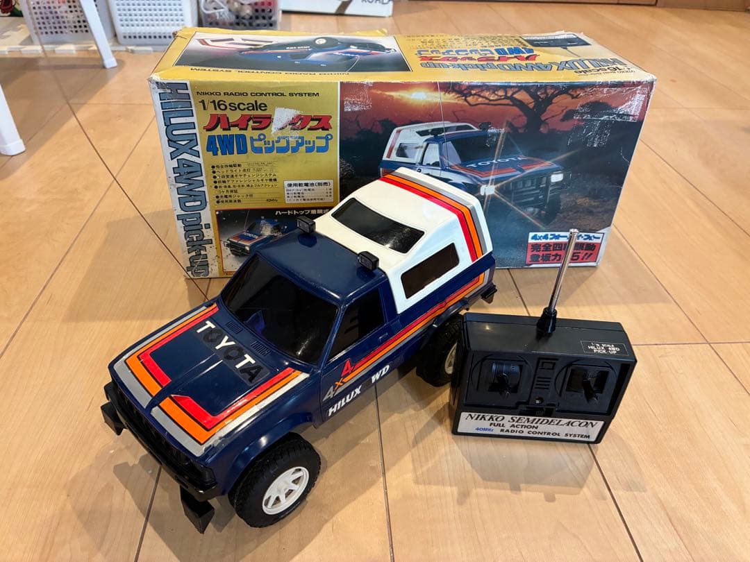 ニッコー　ハイラックス　4WDピックアップ　1/16 ラジコン　動作品