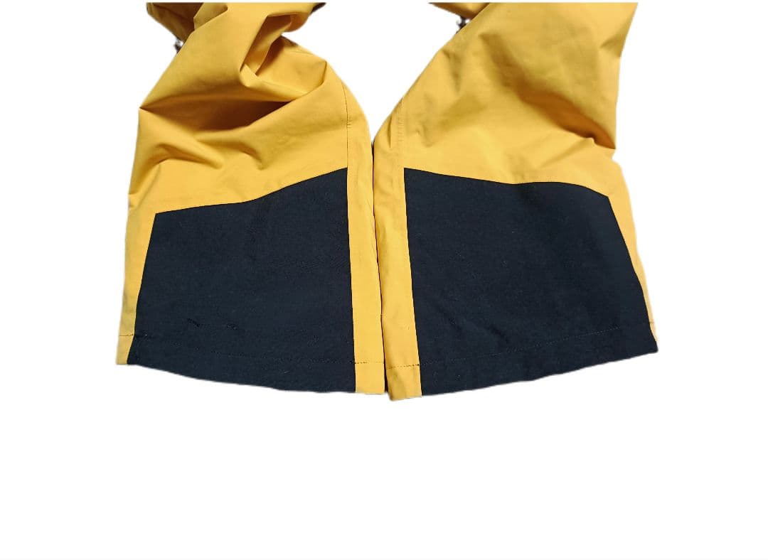 希少 DESCENTE BLIZZARD TECNICA スキーウェア上下 М