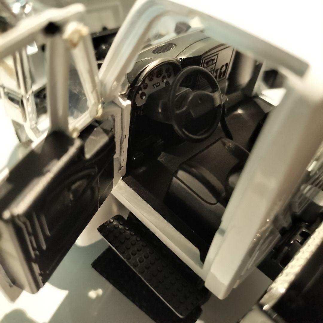 1/24 ミニカー インターナショナル 積載車 レッカー車 ホワイト