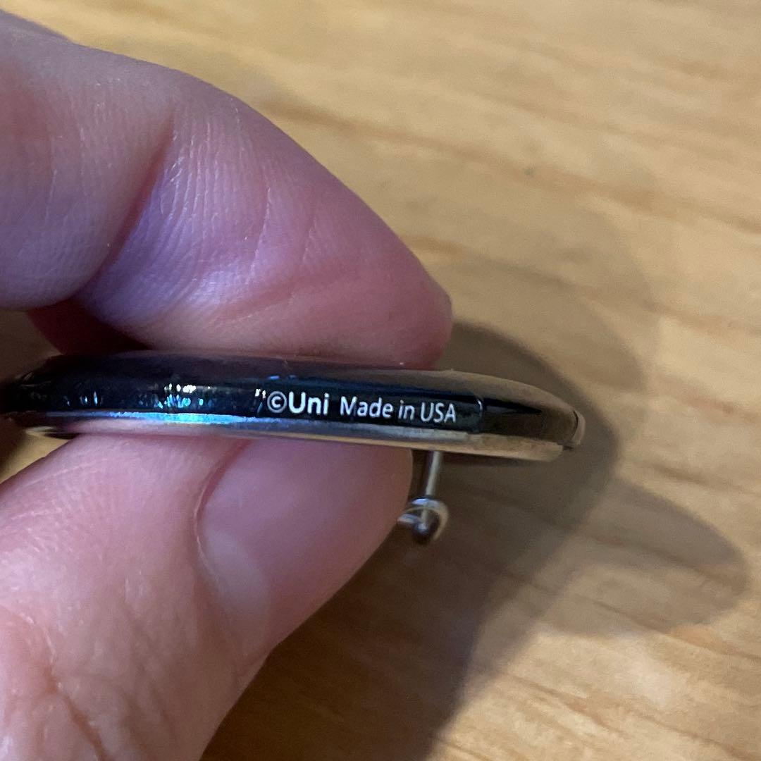 ミニオンズ　缶バッジ　非売品