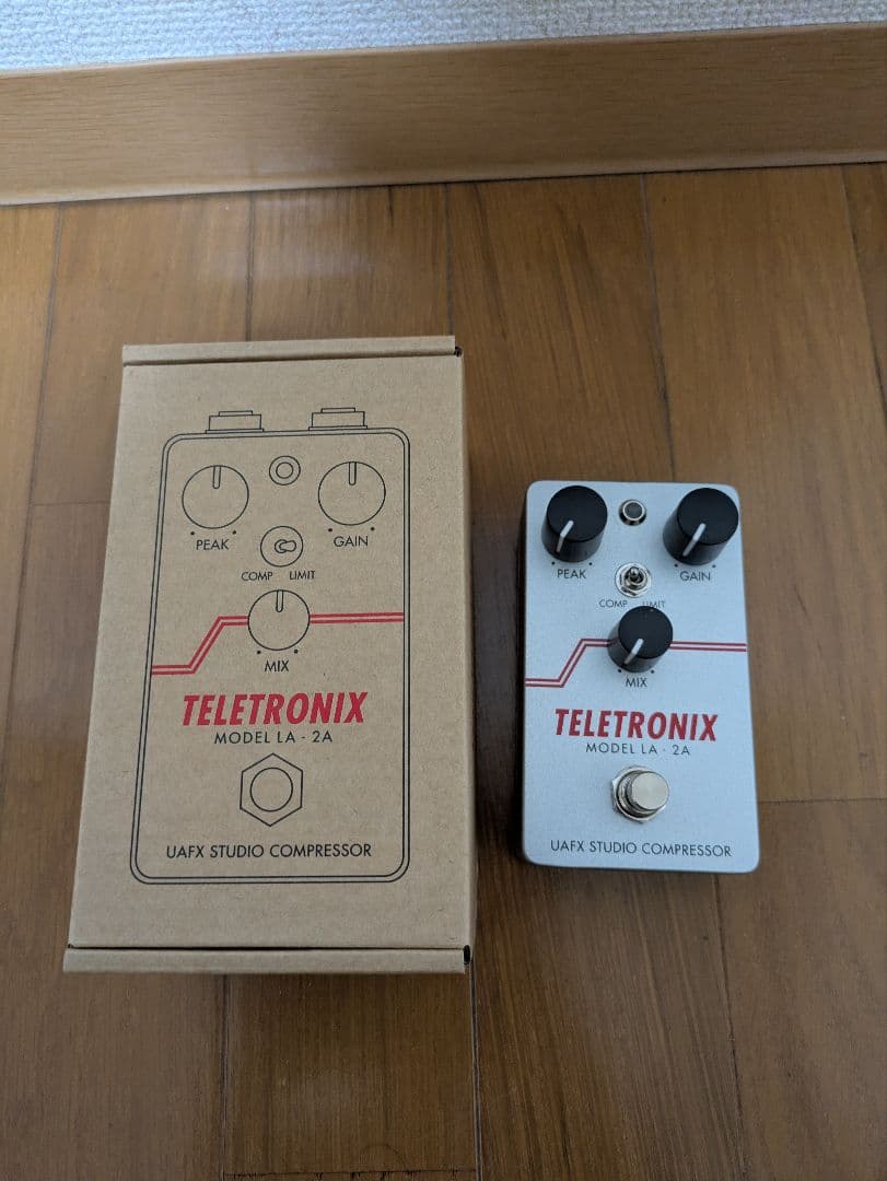ギター Universal Audio UAFX LA-2A