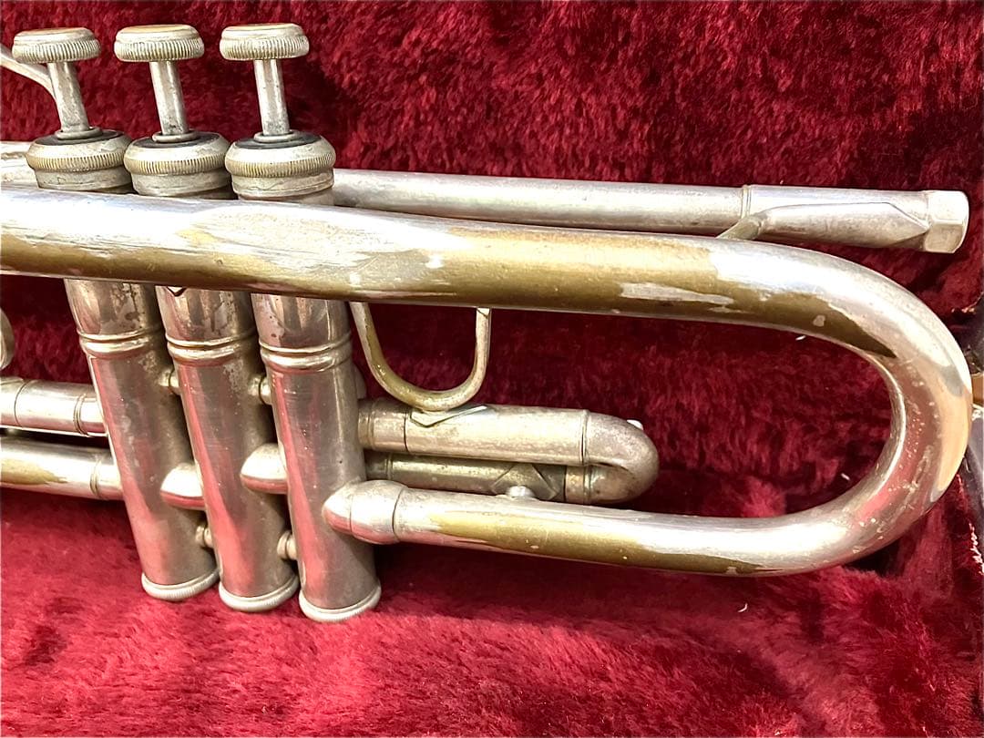 Bachバック　トランペット　LR180ML37SP リバースモデル