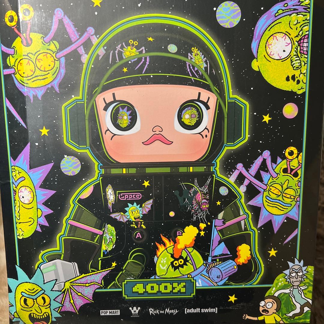 クリスマス MEGA SPACE MOLLY400%Rick and Morty