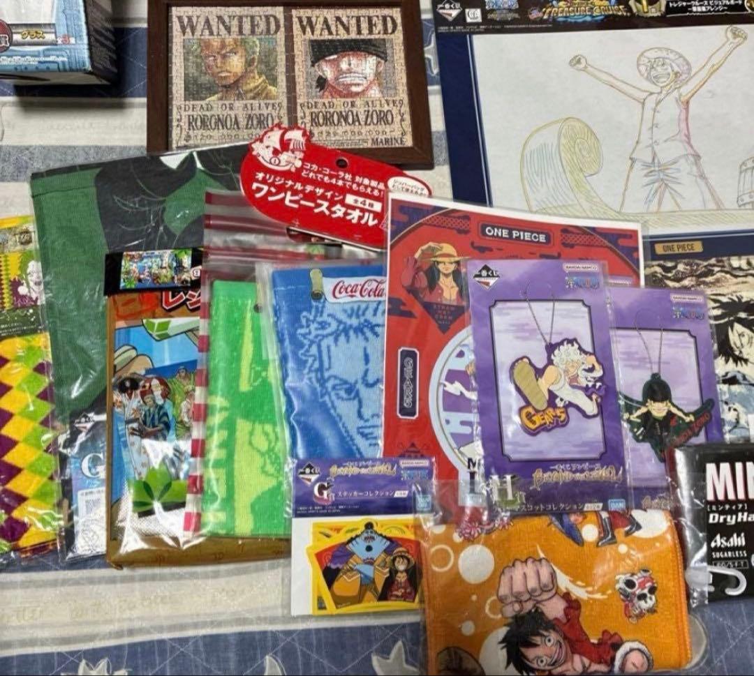ワンピース　グッズ　まとめ売り　onepiece ルフィ　ゾロ　サンジ　ロー