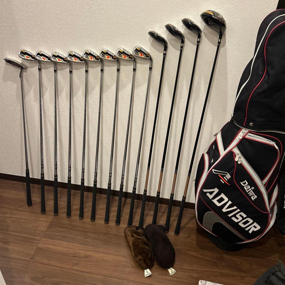 美品DAIWA13本アドバイザー　ロイヤルX　メンズ R ゴルフセット