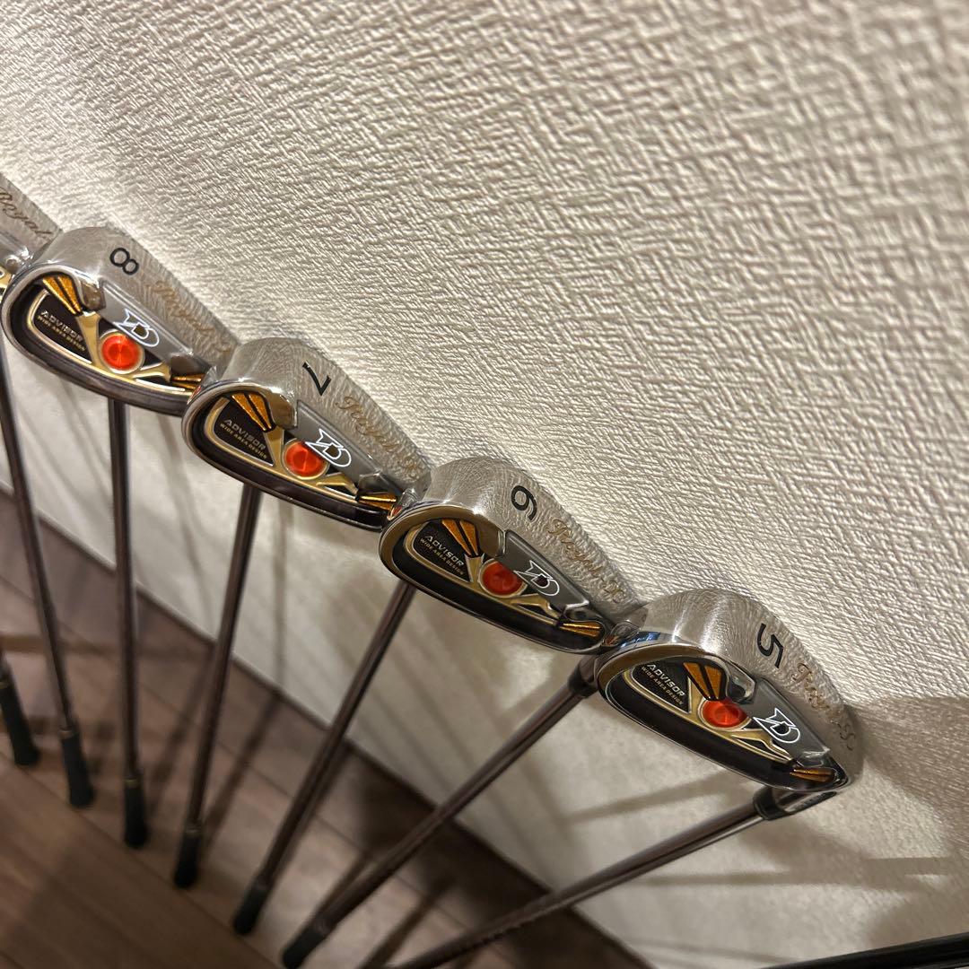 美品DAIWA13本アドバイザー　ロイヤルX　メンズ R ゴルフセット