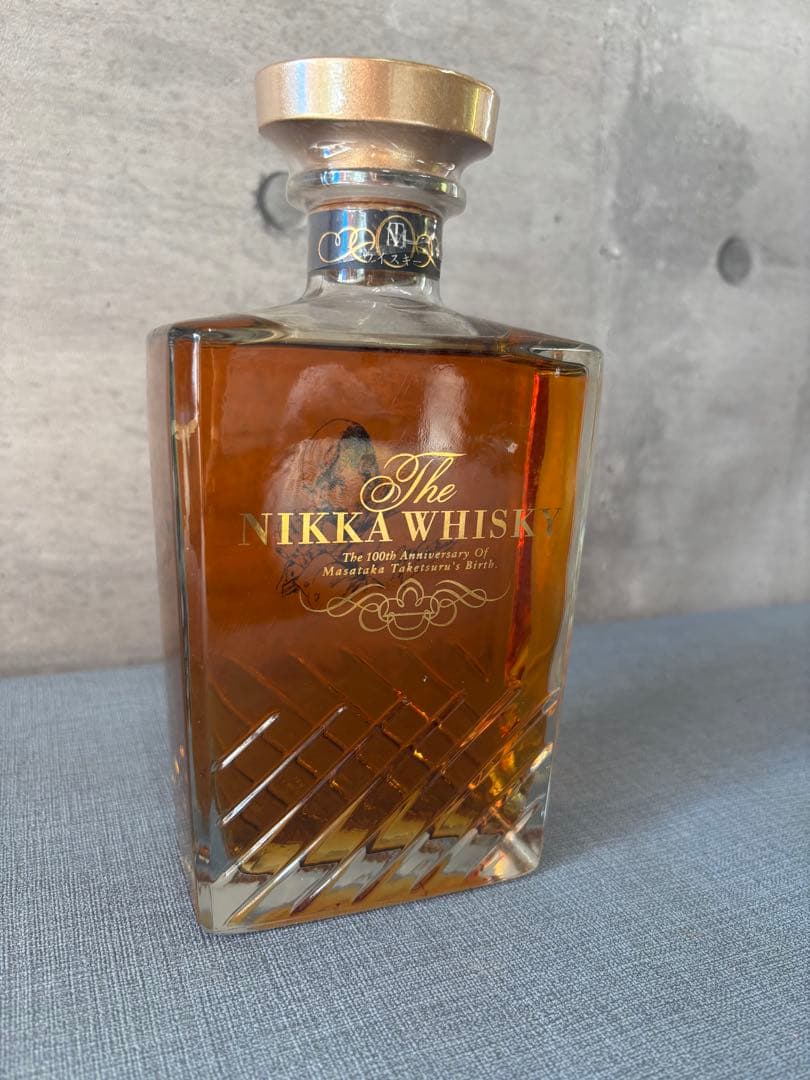 ☆未開栓！NIKKA秘伝竹鶴政孝生誕100周年記念 ウイスキー700ml 43％