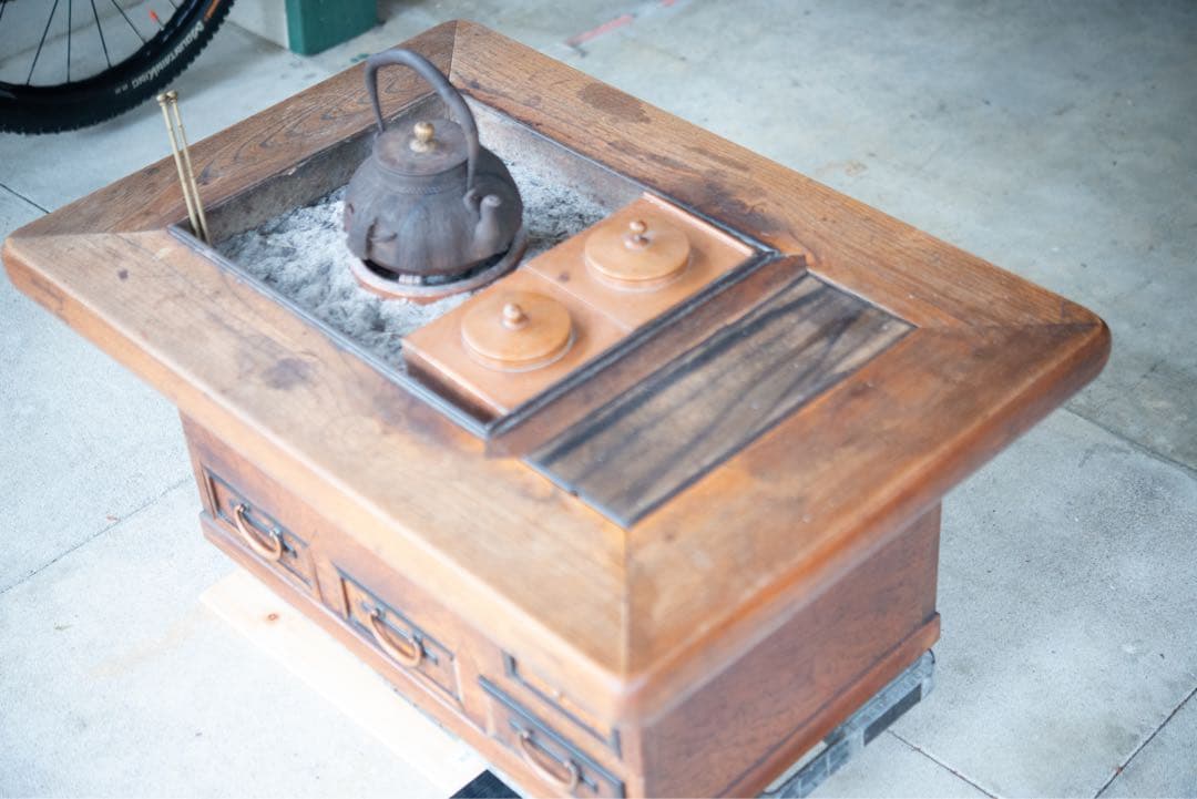 長火鉢　天然木 骨董 古民具 囲炉裏 座卓 和家具 火鉢