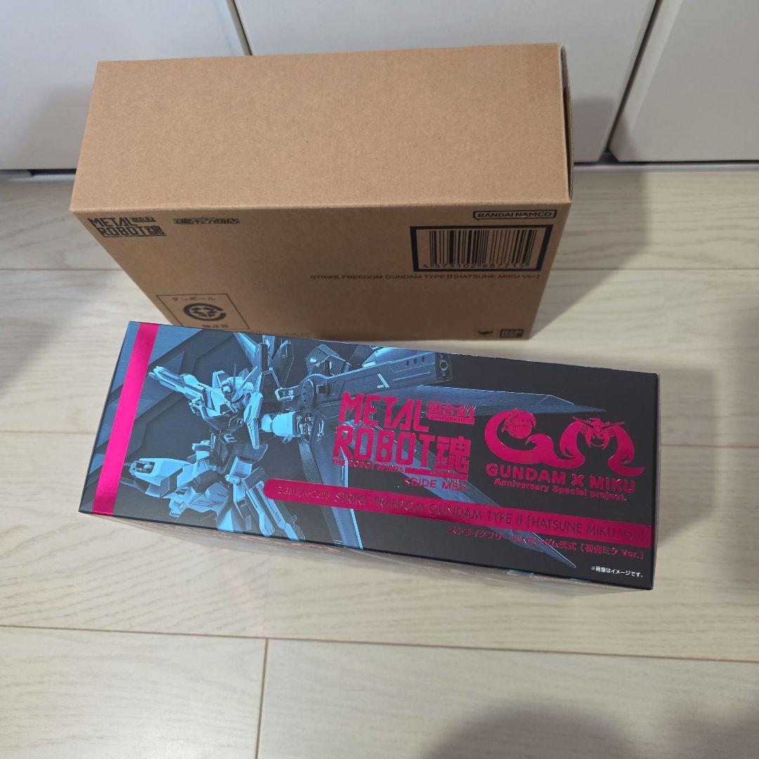 L ROBOT魂 ストライクフリーダムガンダム弐式 初音ミク Ver.