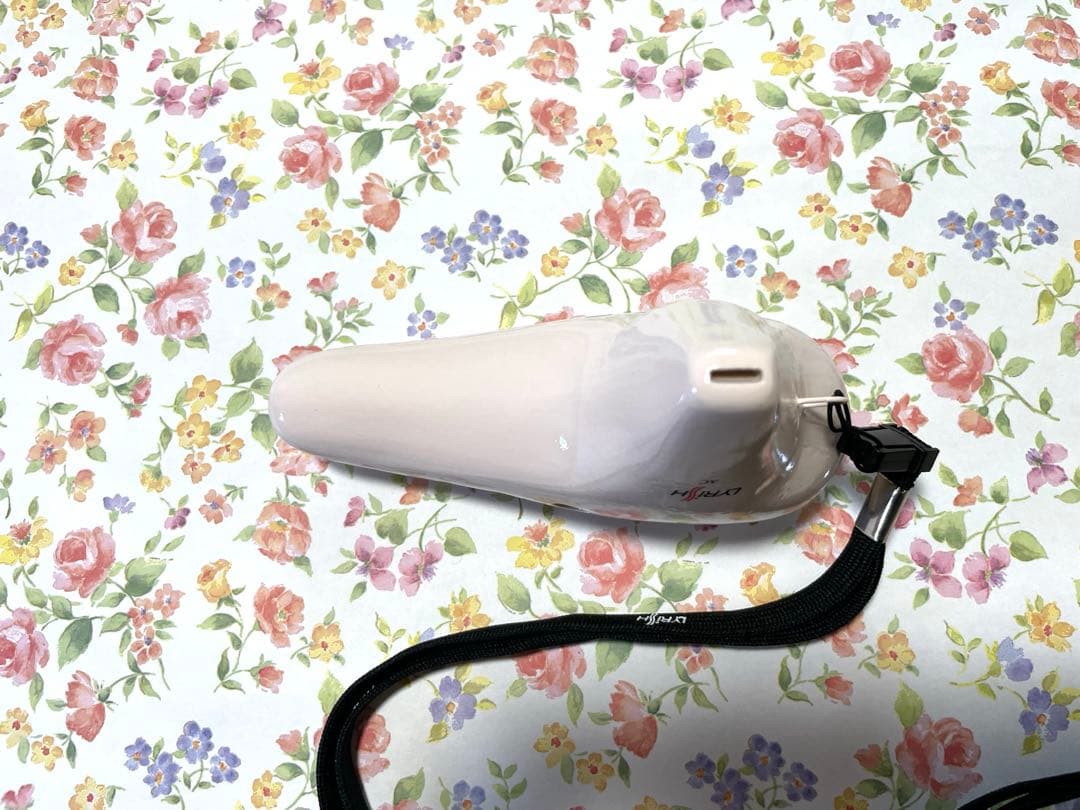 LYRISH オカリナ クリーム色 ケース付き