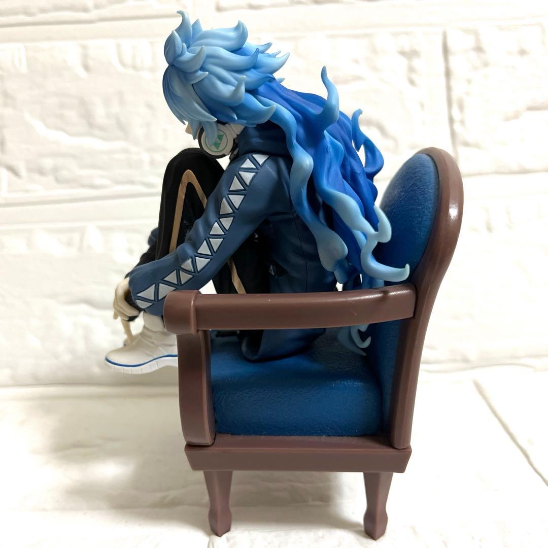 ツイステ　イデア　フィギュア　プライズ