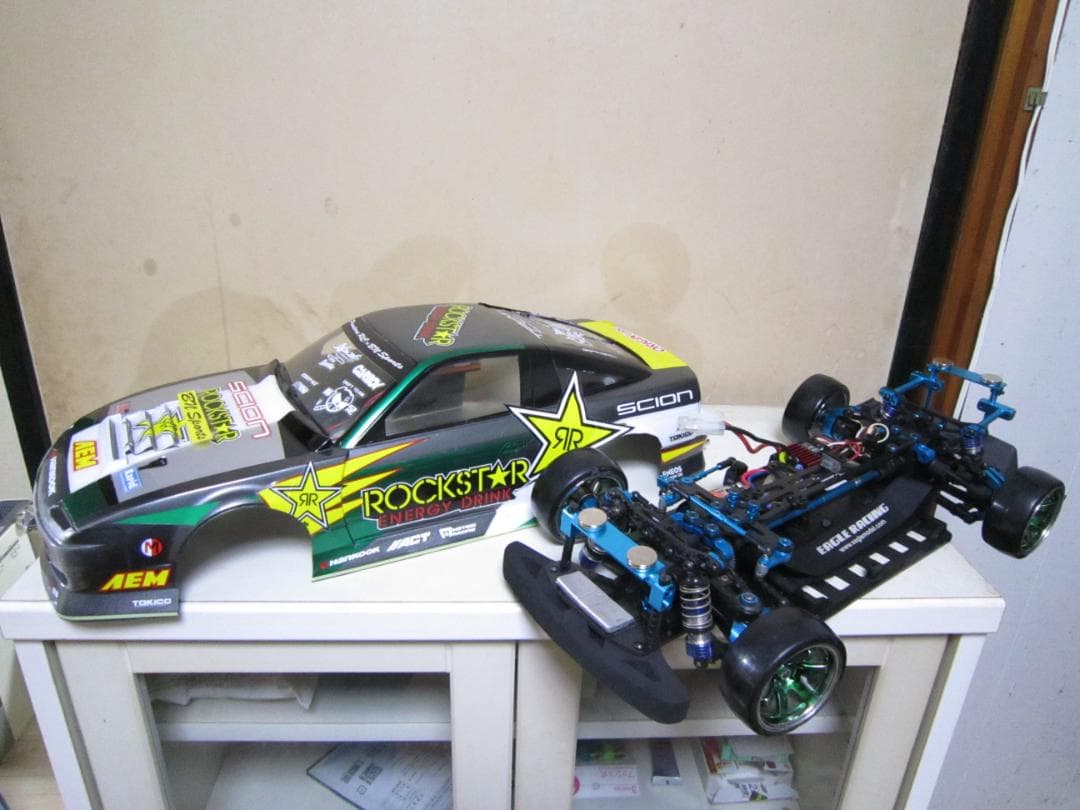 8080 1/10 タンドラ＋180SX Reveサーボ 送料込み