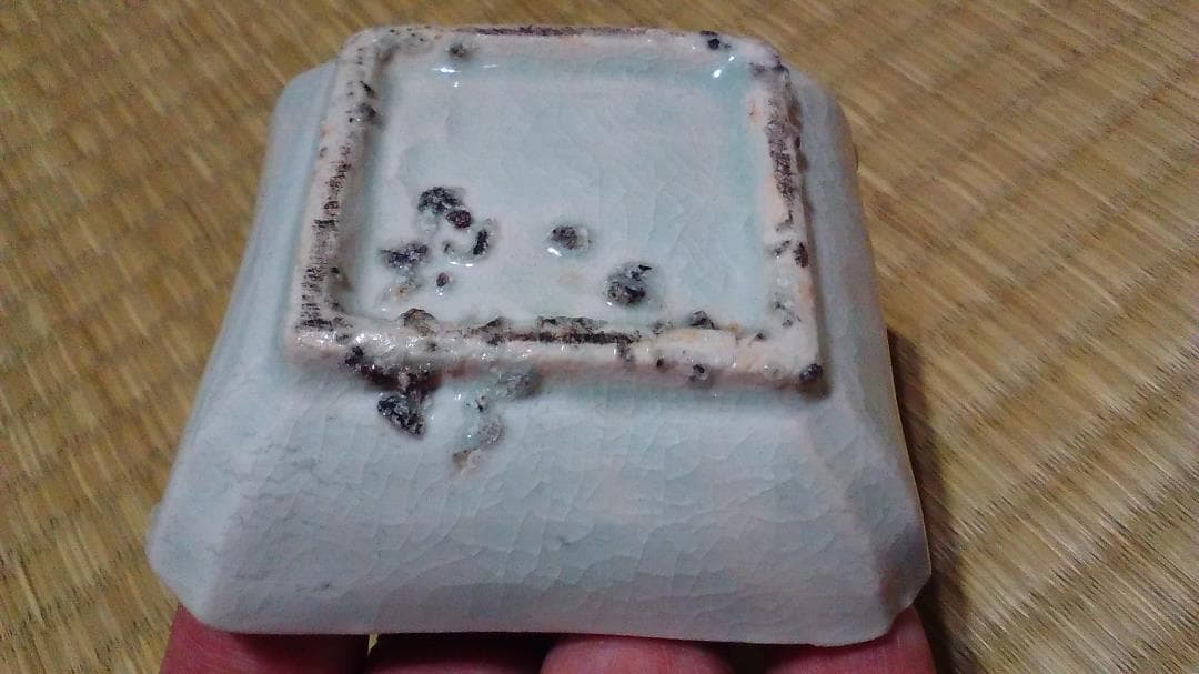 珍図！ヤドカリ　染付　入隅　四方豆皿・平盃（一対）