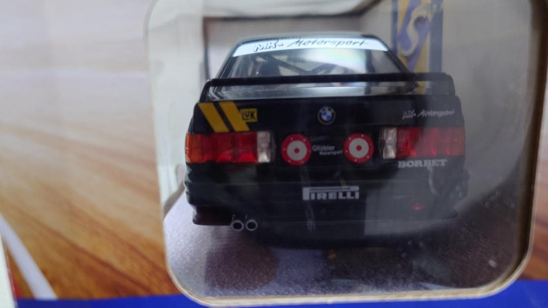 ソリッド SOLIDO E30  M3 LUK DTM 1988 １/18