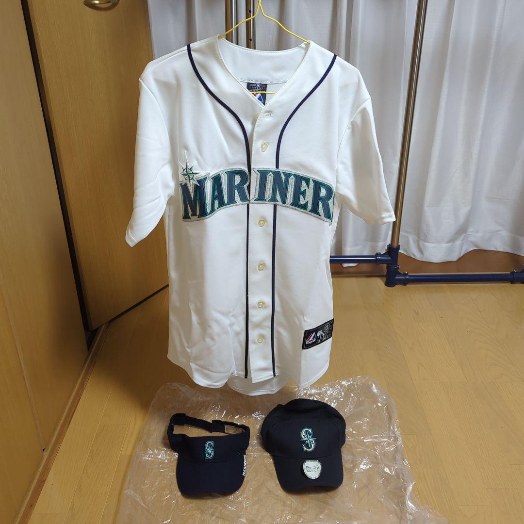 マリナーズグッズ3点セット(イチローユニフォーム、帽子