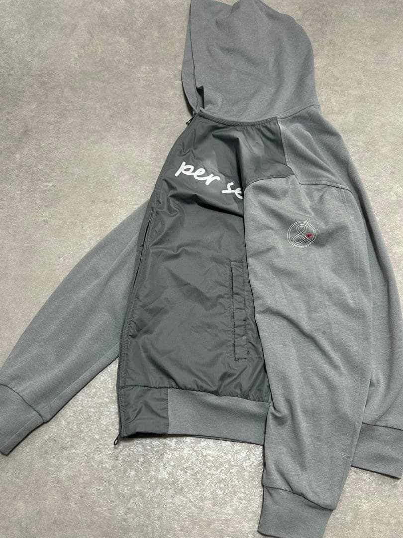 未使用 and per se アンパスィ ゴルフ ジャンバー グレー M 切替