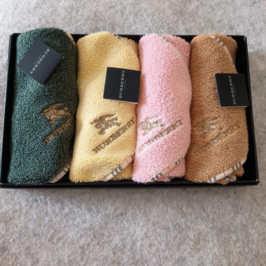 バーバリー　　4枚　　タオルハンカチ　　　チェック　　　②　　セット　　箱