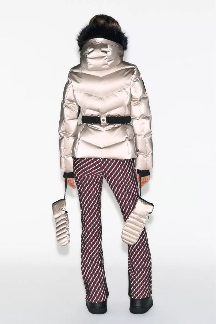 ZARA スキーウェア