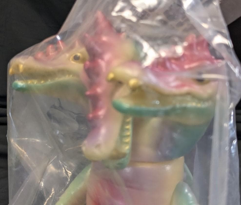 三つ首竜「スペクトルマン」登場怪獣（マスダヤ復刻）蓄光版ソフビフィギュア未開封