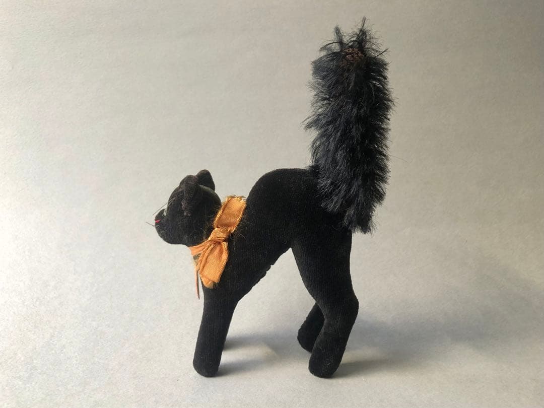 Steiff 　猫のトムキャット　最小　タグあり