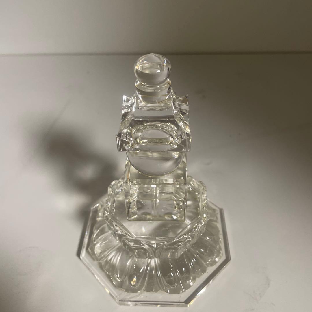 水晶工作美術品(水晶五輪塔)美しい工芸品