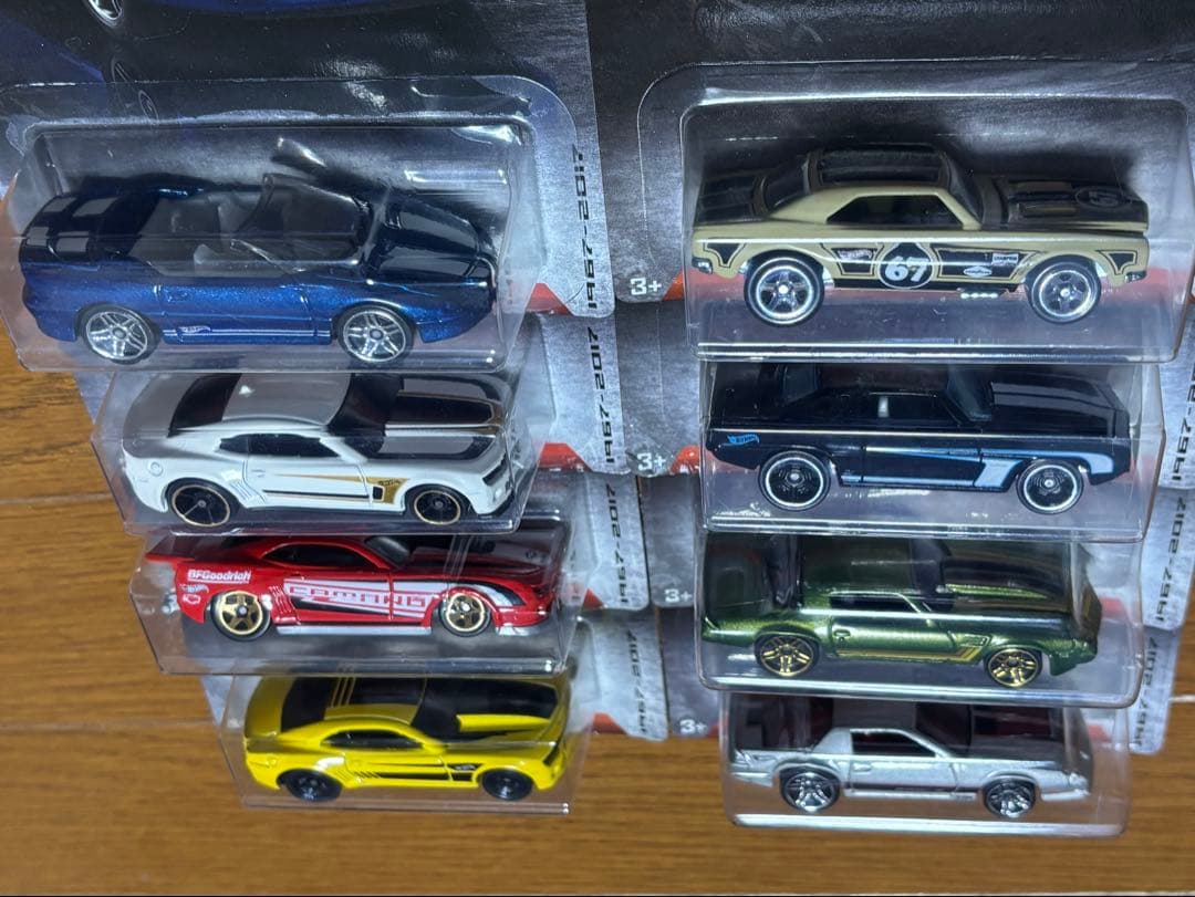 ホットウィール カマロ 50周年記念車8セット　Camaro Fifty コンプ