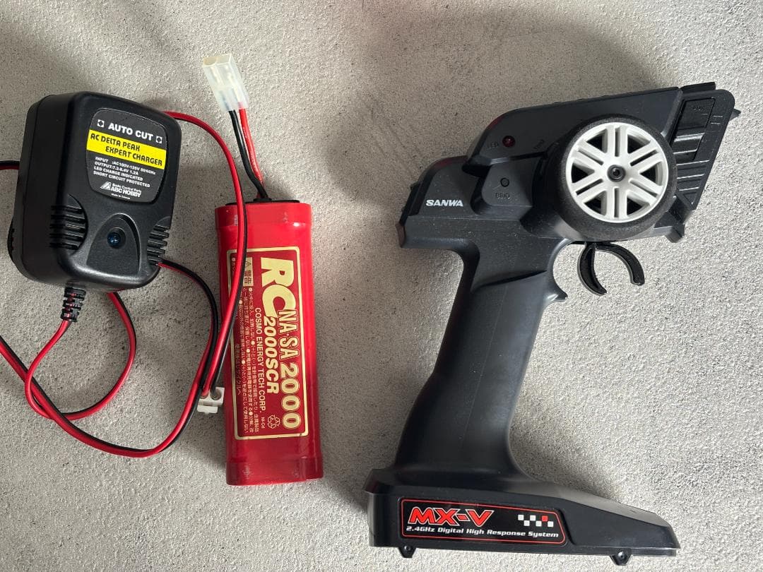 タミヤ 1/10 電動RCカー アバンテ ブラックスペシャル 中古車プロポ付